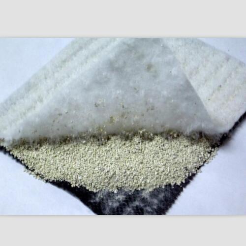 Quality 3 Layer Geosynthetic Clay Liner With 4000GSM GCL For Artificial Lake for sale