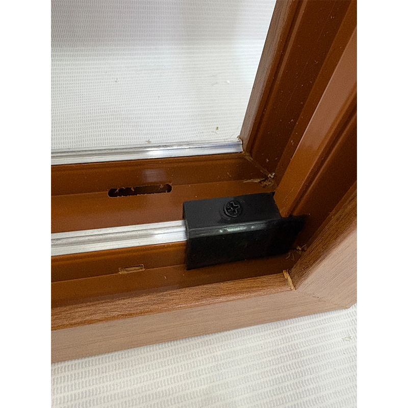 UPVC Wood Foil Double Sliding Windows Custom European Style Energy Efficient