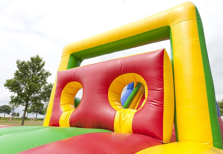 17.5m Kids Multi Color Obstacle Course Bouncy Castles Run For Fun