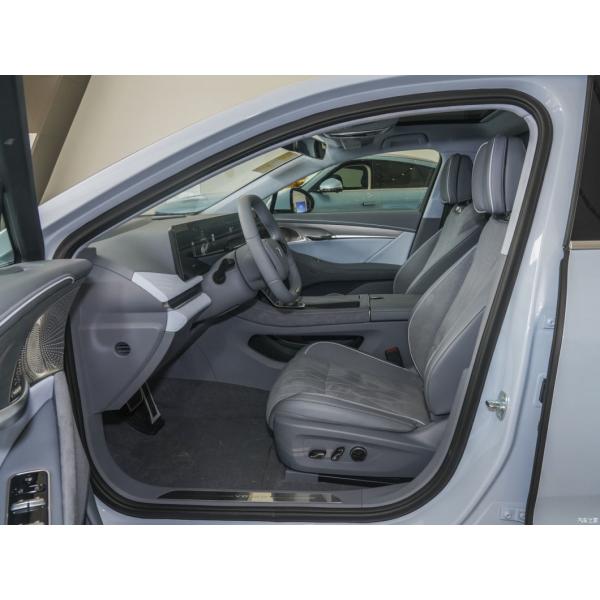 Closed Body Type 2024 Voyah Passion Hybrid Dual Motor Four Wheel Drive Electric Sedan Car