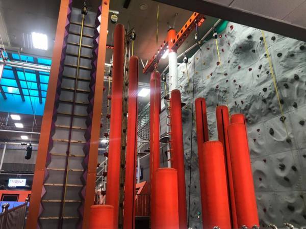 Quality Play Facilities In Amusement Park Adventure Ropes Course For Children Adult for sale
