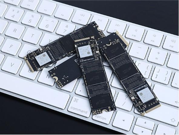 Quality Affordable 256GB SSD Internal Hard Drives with SATA III Interface and Up To 10Gbps Data Transfer Rate for sale