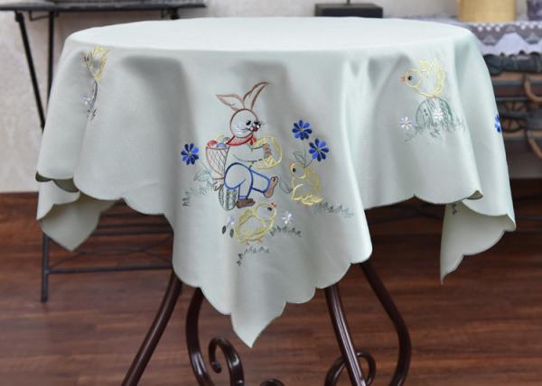 Quality Multiple Colors Dining Table Cloth , Chemical Fiber Embroidery Table Cloth for sale