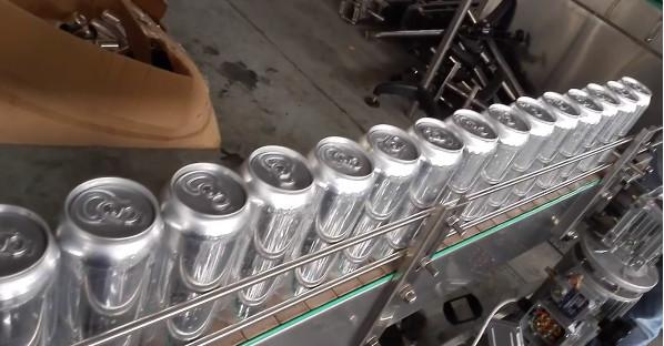 Quality AISI 304 2000 CPH Juice Filling And Sealing Machine 16 Oz Canning Machine for sale