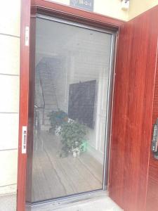 China Trackless Fiber Gray Net Folding Mosquito Screen Door 200*280cm on sale