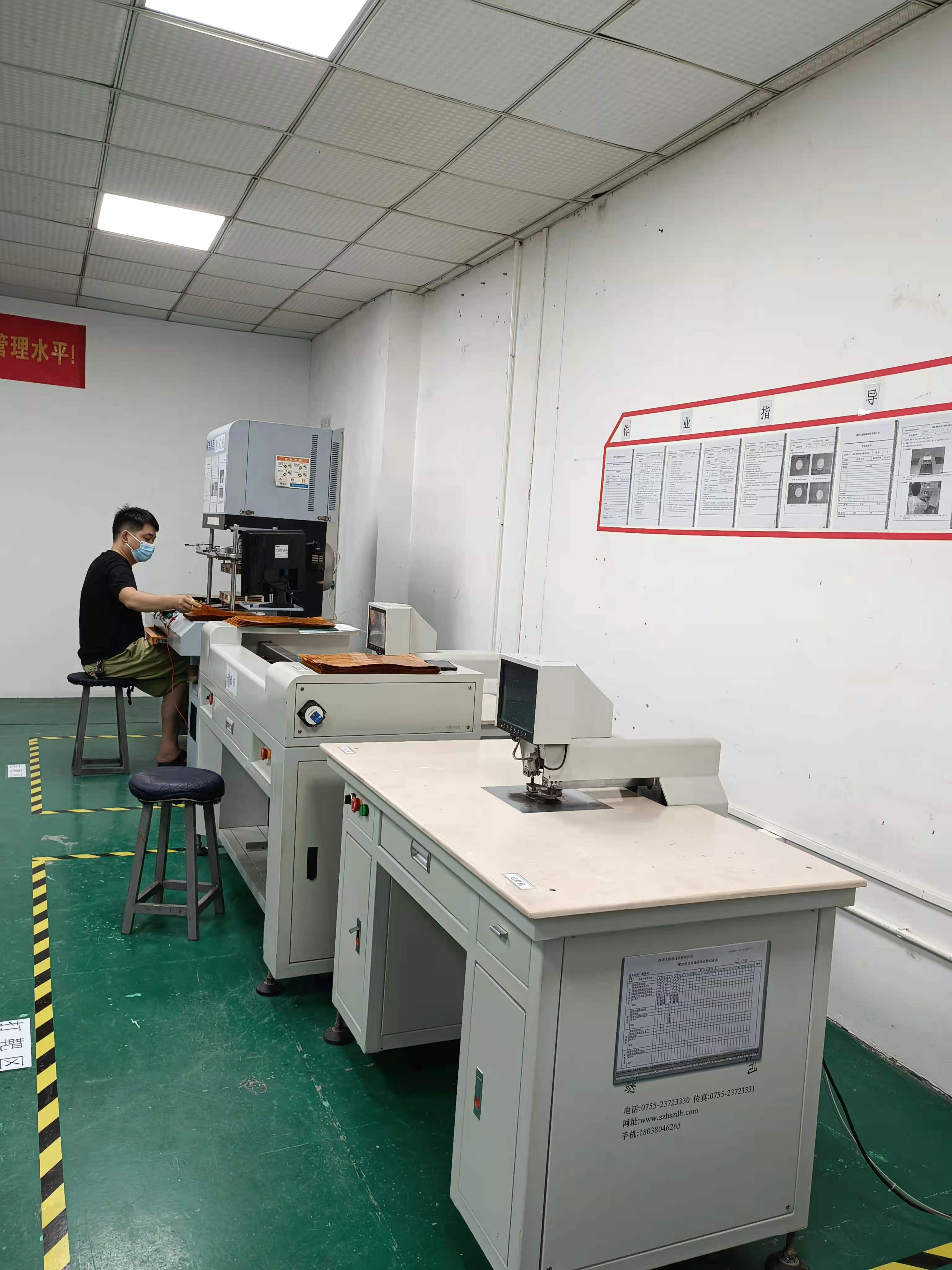 Round Pi Film Heater Thermostatic For Energy Mining Industrial