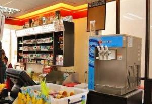 Table top soft ice cream machine/Frozen Yogurt Machine/Pre cooling,soft serve