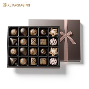 Simple Red or Black Customized Chocolate Rigid Gift Boxes with Paper Insert and Ribbon Bow