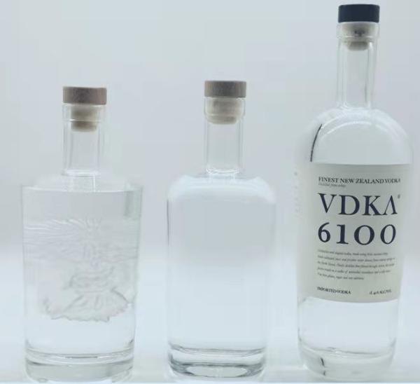 Quality 1000ML 1750ML 3000ML Empty Vodka Bottle Embossed Screen Printing for sale
