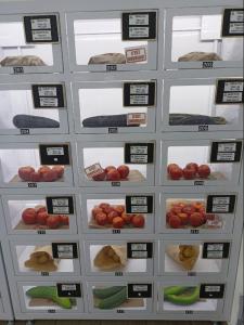 Buy cheap Breads Fresh Food Vending Machine Large Capacity Lockers In France product