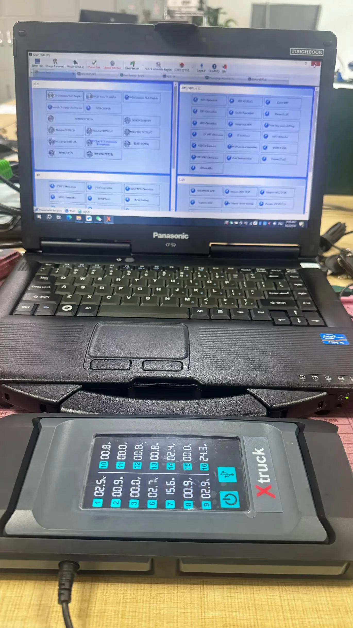 Xtruck Chassis Inspection with Getac Tablet ZF Function Reading Code for Heavy Duty Truck FAST SINOTRUK Eaton ZF WABCO