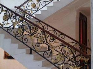 China Hot Dipped Galvanized Exterior Wrought Iron Stair Railings , Cast Iron Handrail on sale