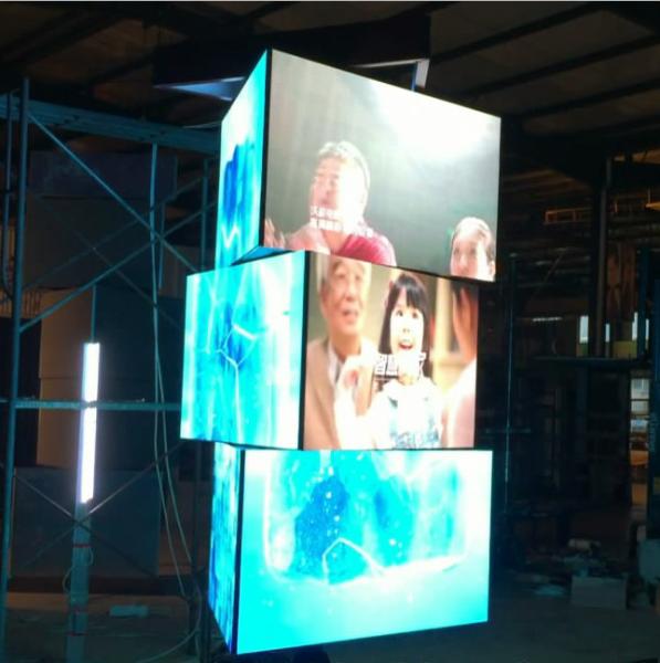 Quality Creative led airport new billboard design P5 3 face rotate led display for sale