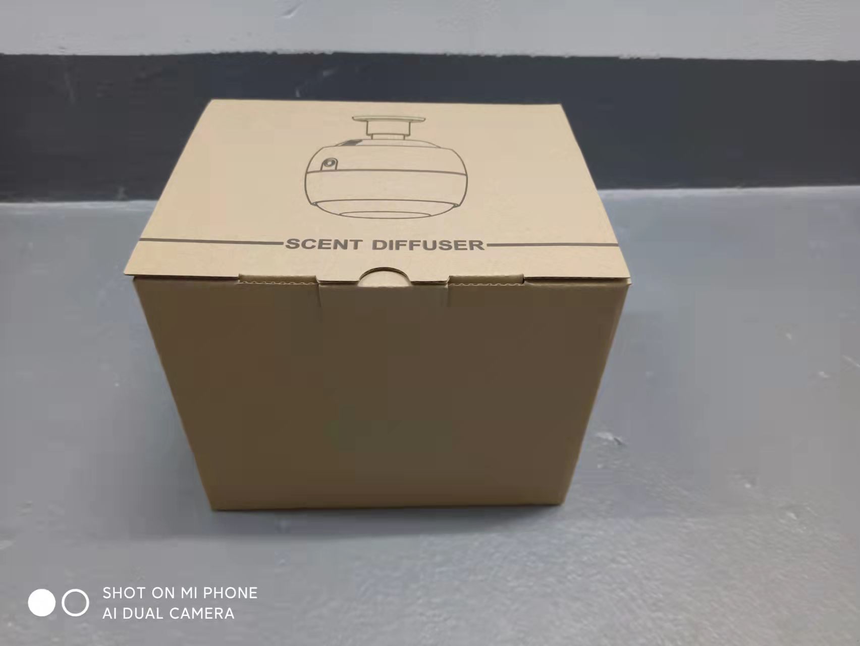 Scent Machine Aroma Diffuser Wall Mounted Hotel 250ML Aroma Diffuser With Fan Inside For Large Area Hotel Lobby Home Fragrance