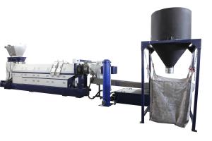 Buy cheap PP PE Film Plastic Squeezing Machine Single Screw Plastic Extruder Machine 500kg/Hr product