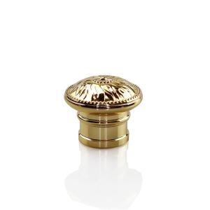 China Fashion Atmosphere Zinc Alloy Perfume Bottle Cap Logo Color Can Be Customized on sale