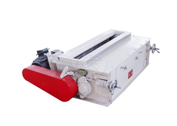 Low Consumption Small Feed Crumble Machine Double Roller Type For Breaking