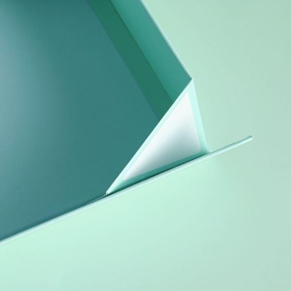 Rectangle Magnetic Folding Gift Box Rigid Paper Packaging Box With Ribbon
