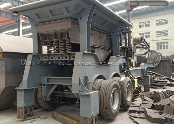 Quality 4.5m Height 47T Impact Crusher Plant Mobile Crushing Station for sale