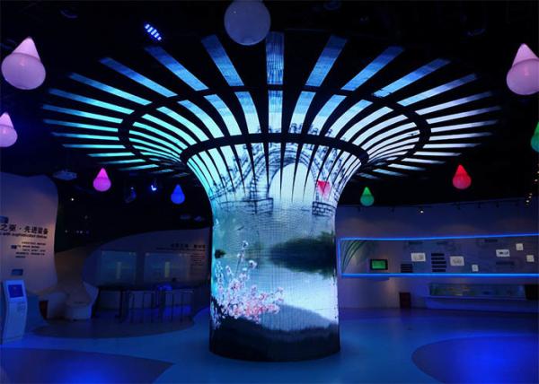 Quality Light weight P2.5 Flexible Led Display for making ideal shape screen for sale