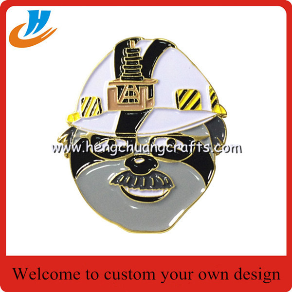 Lapel pin custom,soft enamel pin with epoxy Pantone color choose