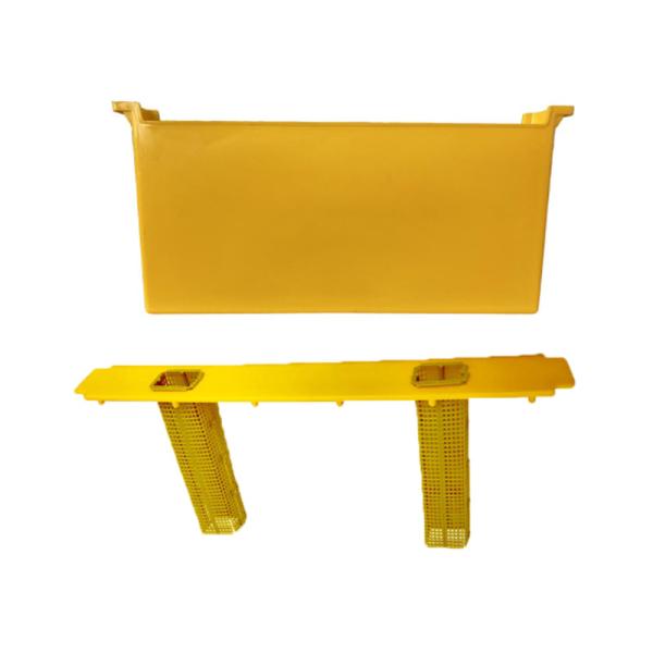 Quality 6L Yellow Beehive Accessories Beekeeping Be Feeder Tool Plastic In Hive Bee Feeder for sale