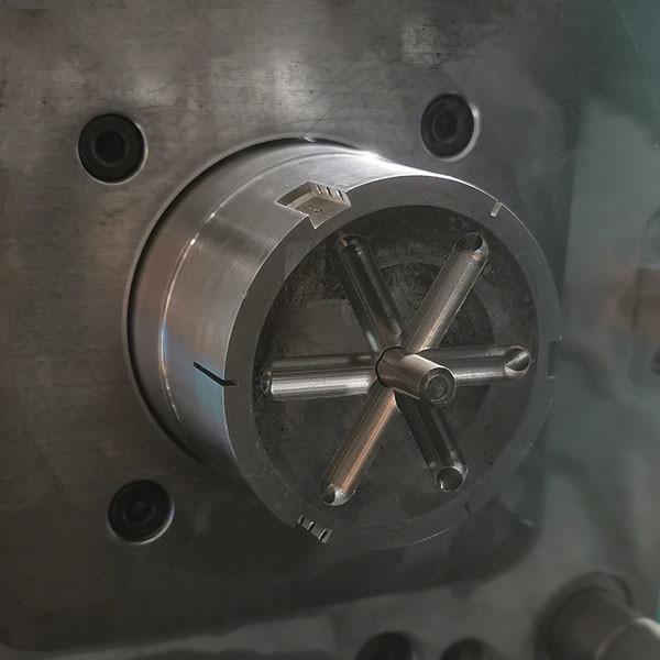 Quality Glossy Finish Custom Injection Mold Auto Parts Plastic Mold Maker for sale