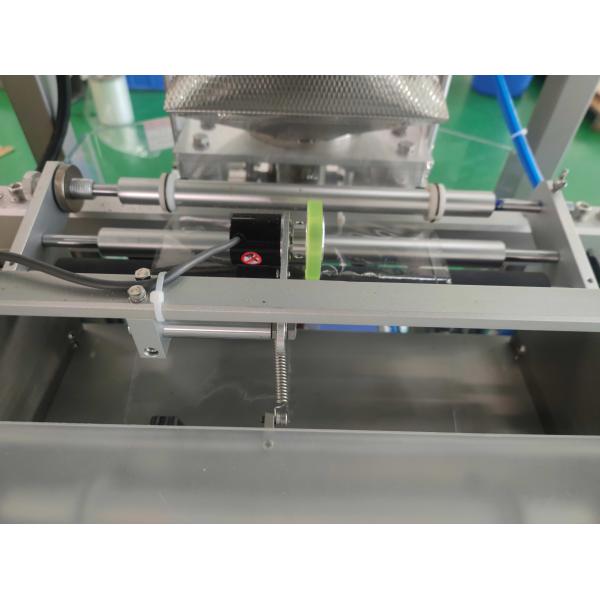 Vertical Vffs Melon Seeds Weighing Packing Machine Sunflower Seeds Sweet Snacks Bagging Machine