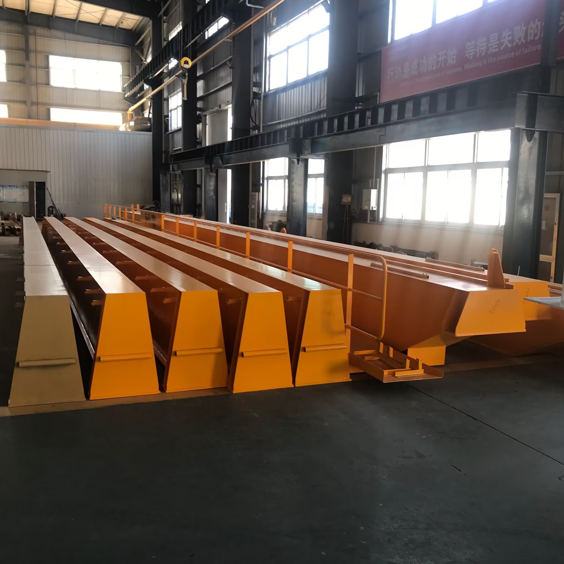 Flexible And Accurate Single Girder Overhead Crane For 2.5Ton Lifting Operations