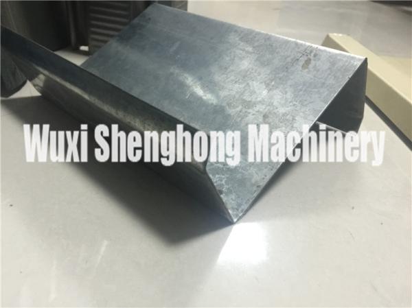 Quality Steel Strip Z Purlin Forming Machine 15 Kw Automatic Forming Machine for sale
