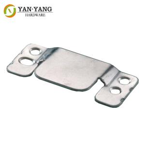 China 4 Holes Sofa Connector Hinge Anti Rust Metal Sectional Sofa Interlocking Furniture Connector on sale