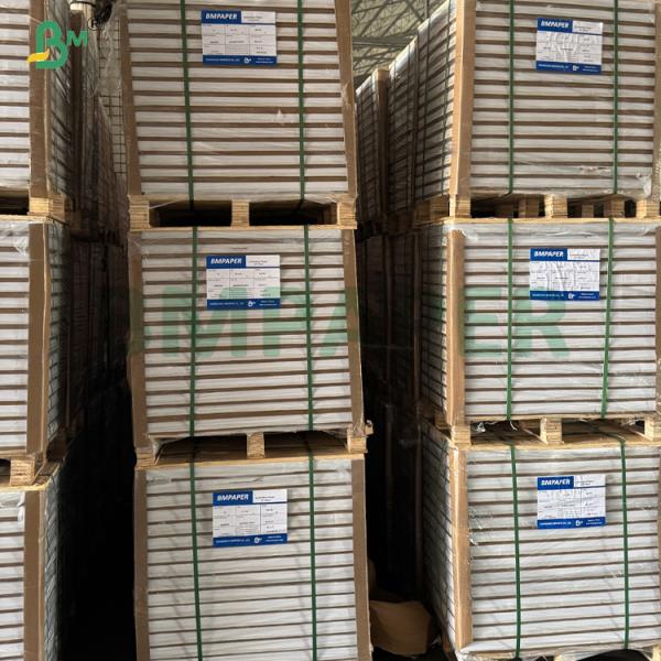 300gsm Smooth Deep Pure Black Black Cardboard Sheets For Box Packing 70 * 100cm