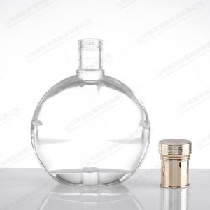 China Clear Glass Liquor Wine Glass Whiskey Glass Bottle With Sealed Cork Lid and Versatile on sale