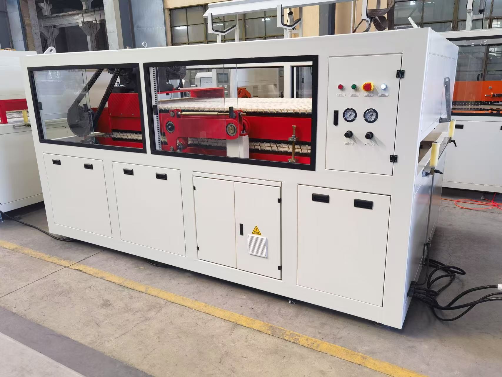 UPVC Window Door Frame Making Machine WPC PVC Profile Extrusion Line AC Motor Plastic Extruder Construction Plastic PVC / UPVC Profile Wall Ceiling