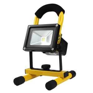 China Emergency Outdoor Rechargeable LED Flood Light IP65 Waterproof 4-5 Hours on sale