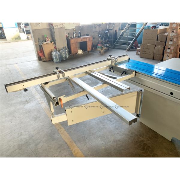 R45 Sliding Table Precision Panel Saw Wood Panel Melamine Mdf Board Cutting