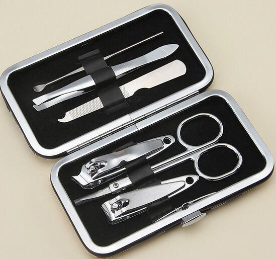 Quality 6 in 1 manicure tools kit for sale