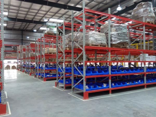 Quality 1200 KGS UDL Conventional Pallet Racking , Universal Selective Pallet Racking Systems for sale