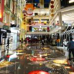 3D Immersive Games Projected On Floor Projection Game System