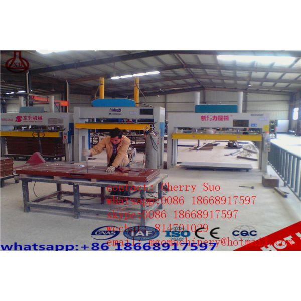High Tech Eps Sandwich Panel Machine / Semi Automatic Lightweight Wall Panel Machine