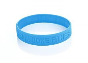 China Engraved bracelets made of eco-friendly 100% pure silicone no toxic good price on sale