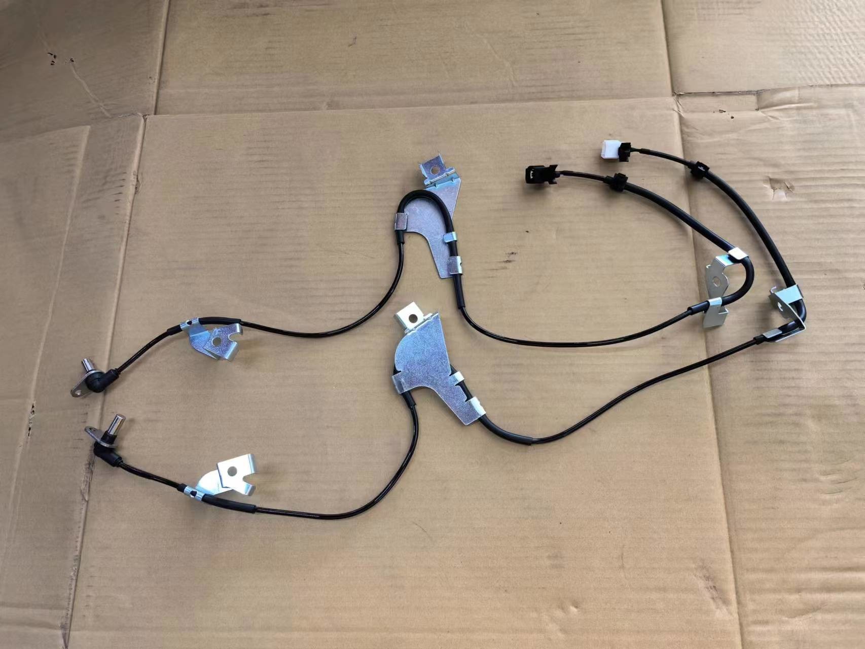 NNR NPR NQR Speed Sensor 8980061860 ABS Control Sensor For Right Side Front Wheel Antilock Brake System