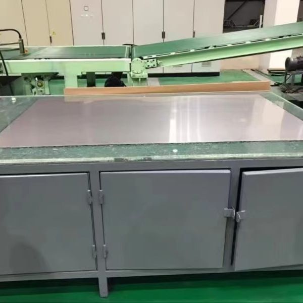 SS-301 / 302 Full Hard Stainless Steel Sheet UTS Mpa 1450 - 1550 HRC 46 - 48 SUS301