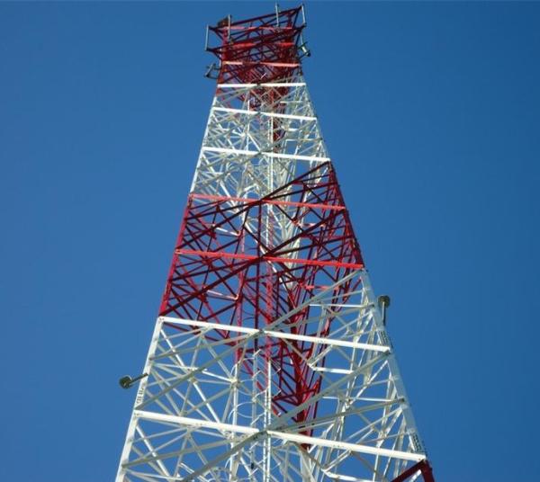 Quality High Quality Customizable Triangular Angle Steel Telecommunication Tower Kit With Mounting Brackets And Accessories for sale