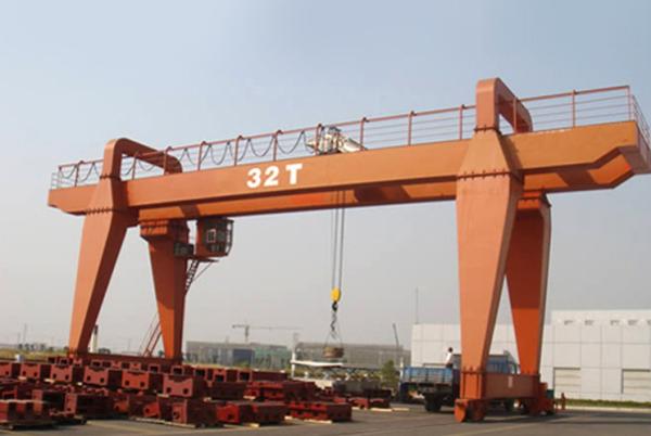 Quality Engineering Double Girder Gantry Crane For Lifting Stone / Concrete Bridge for sale