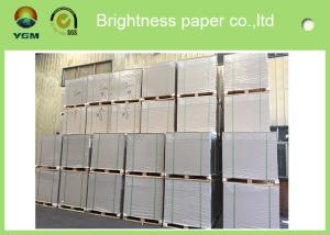 Anti Curl Clay Coated Kraft Paper , Smooth Cardboard Backing Sheets For Present Case