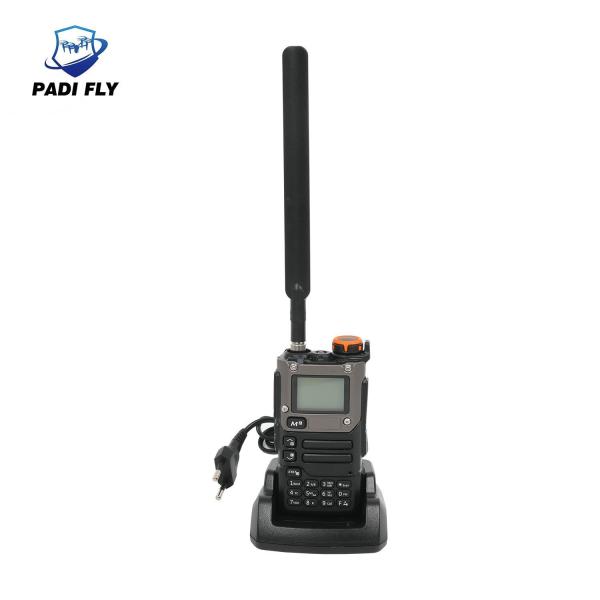 1.2km Portable Drone Detector with 300MHz-6GHz Frequency Coverage and 3000mA/H