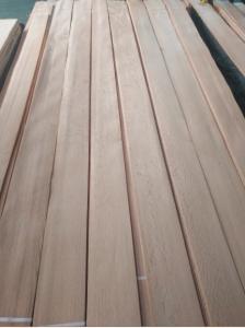 China CHEAP Tiger Flake Red Oak Natural Wood Veneer in 0.5mm thickness on sale