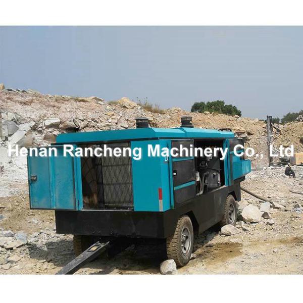 Quality 25-27m³/Min Air Capacity LGCY Two-Stage Diesel Screw Type Air Compressor For Jack Hammer/Drilling Rig for sale