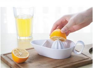 Buy cheap House Kitchen Portable Juicer Cup / Manual Juicer Orange Lemon Squeezers product